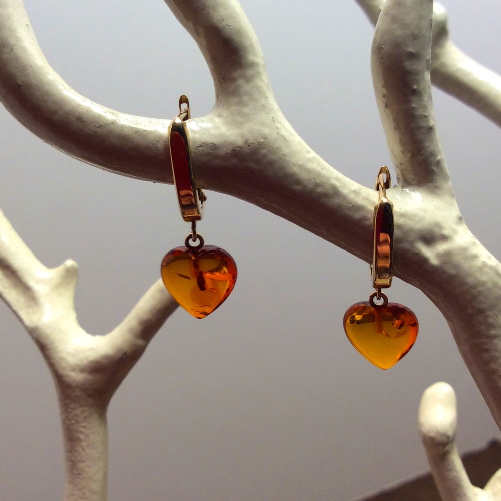Solid 14K yellow gold and amber earrings **